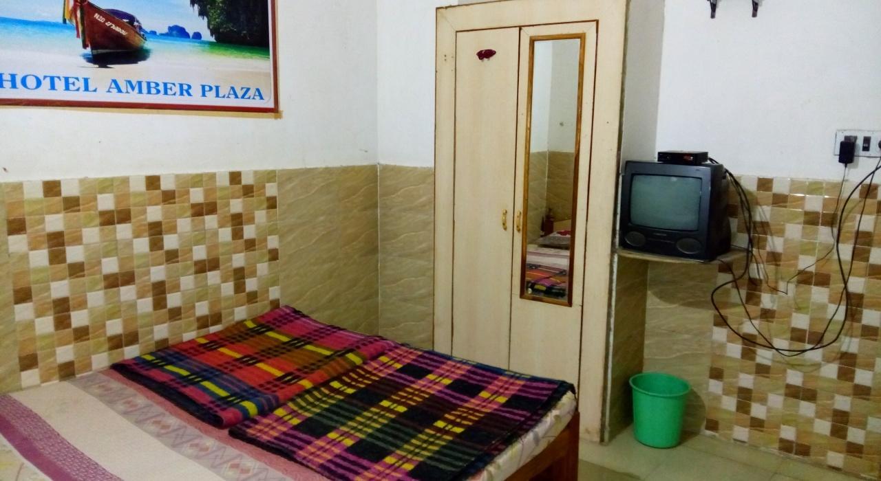 Отель Amber Plaza Chittorgarh Экстерьер фото