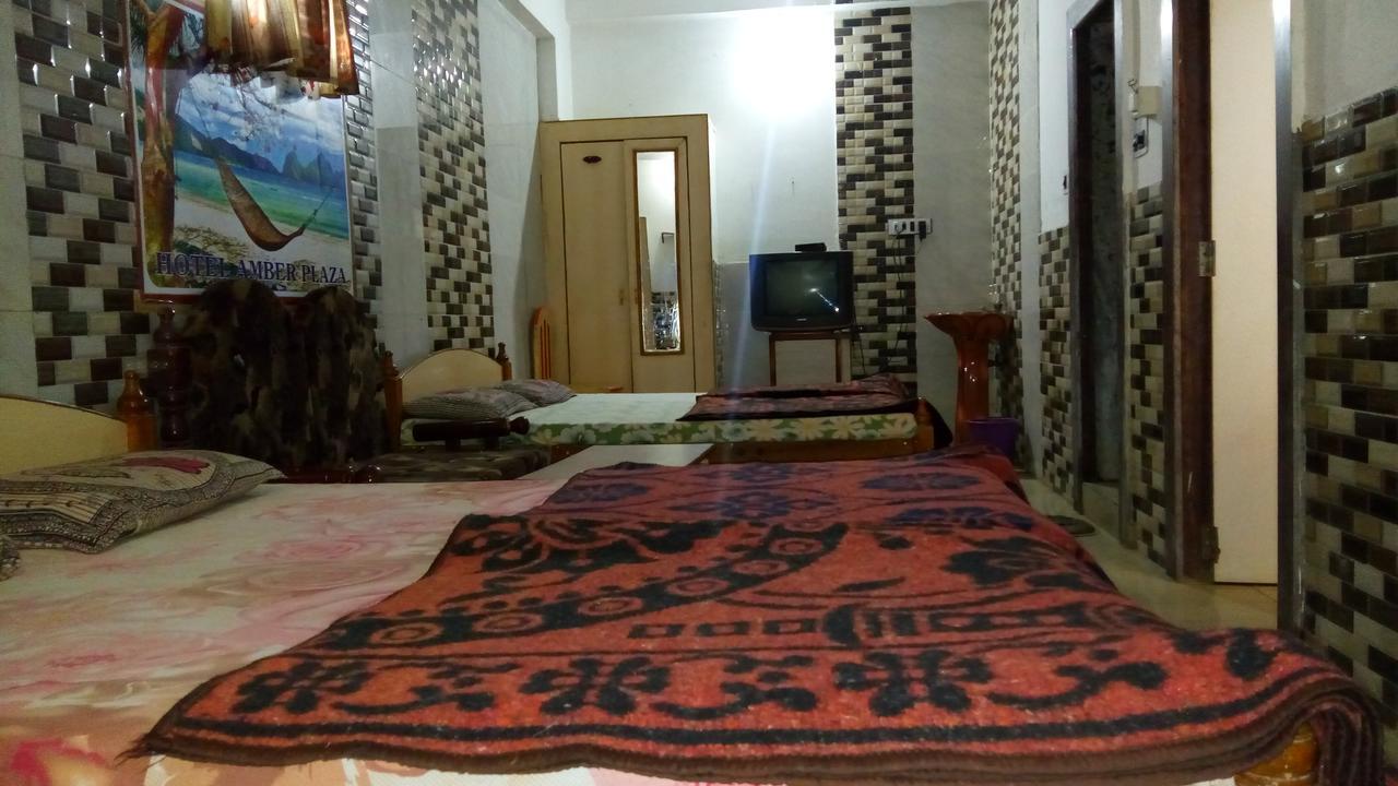 Отель Amber Plaza Chittorgarh Экстерьер фото